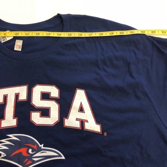 Texas San Antonio Roadrunners Arch Over Navy T-Shirt Plus Size 3XL - Picture 5 of 7
